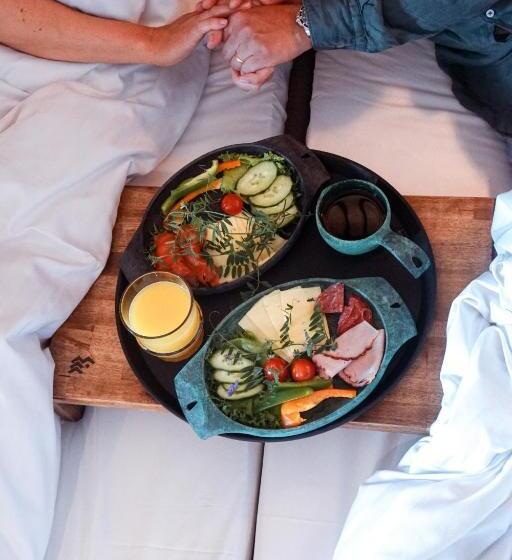 Haltia Lake Lodge Nature Boutique Hotel & Glamping