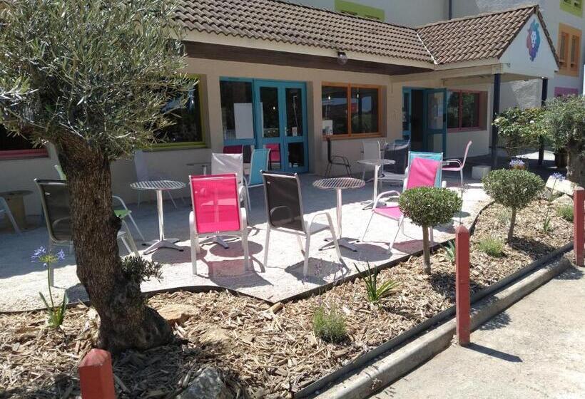 Отель Urban Style Arl