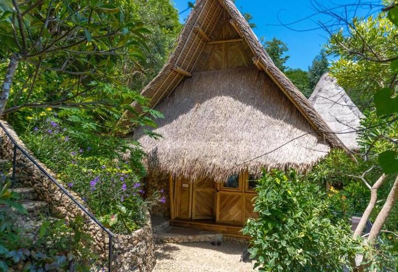 هتل Elang Hillside Bamboo Villas