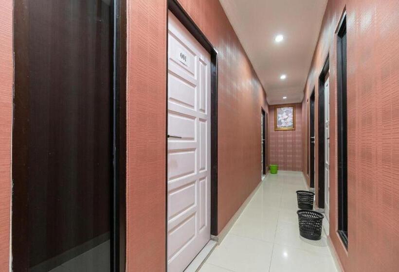 هتل Reddoorz Near Rsia Andini Pekanbaru