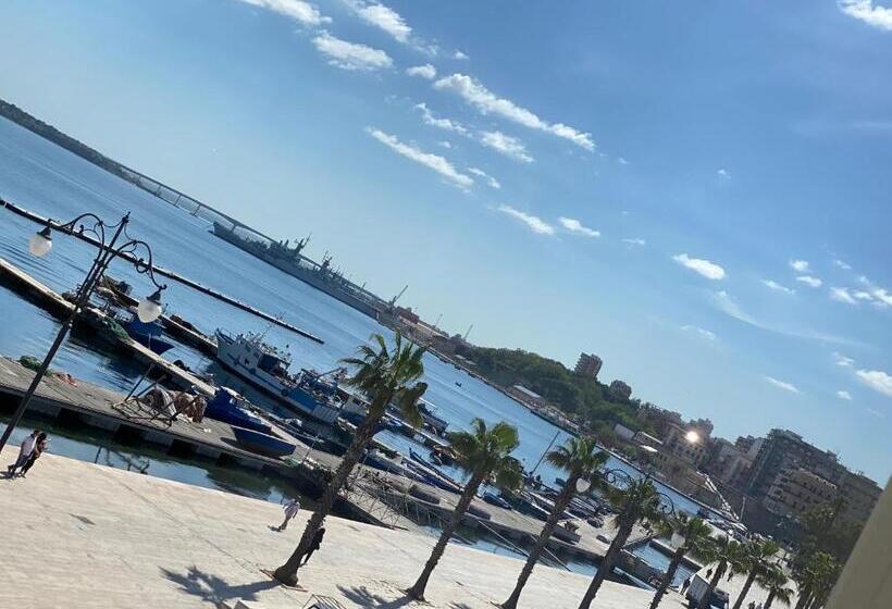 פנסיון A Mare Exclusive Rooms & Suites