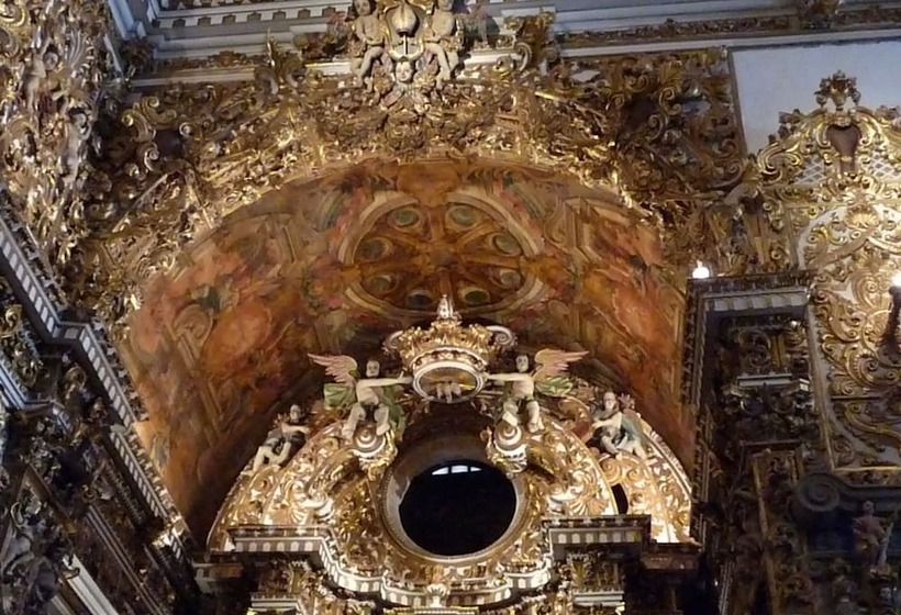 هتل Casa Do Amarelindo