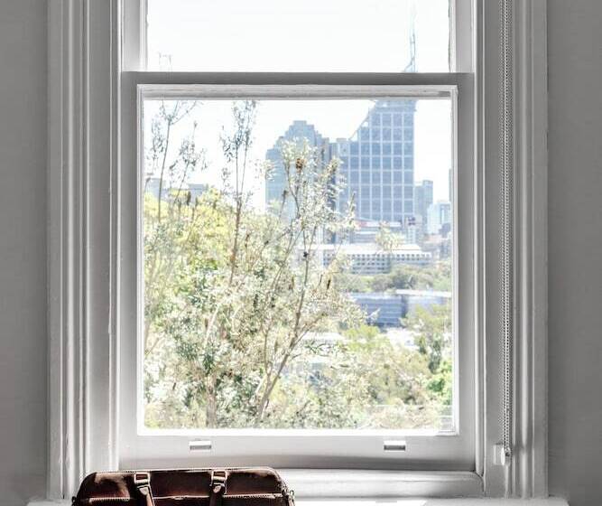 בית מלון כפרי Challis Potts Point
