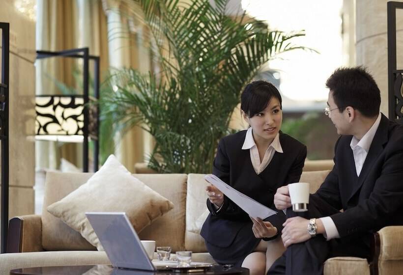 هتل Crowne Plaza Yantai Sea View, An Ihg