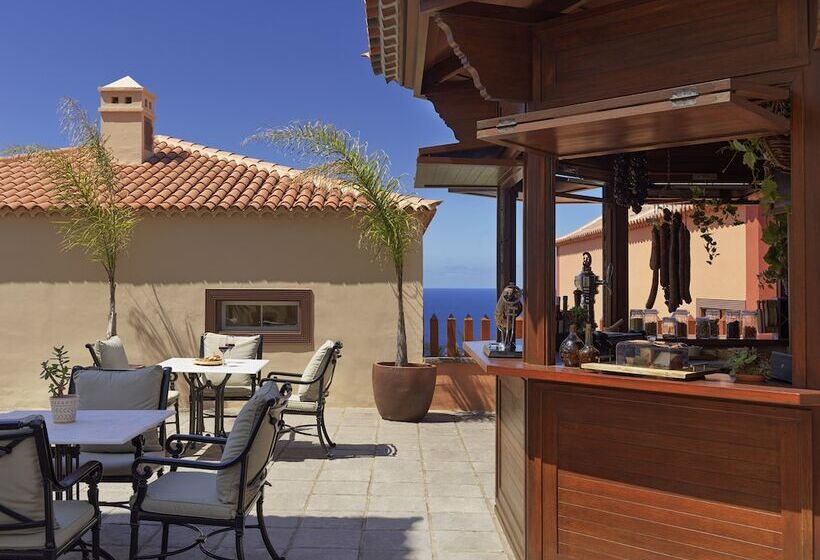 ホテル Hacienda del Conde Meliá Collection Golf & Spa