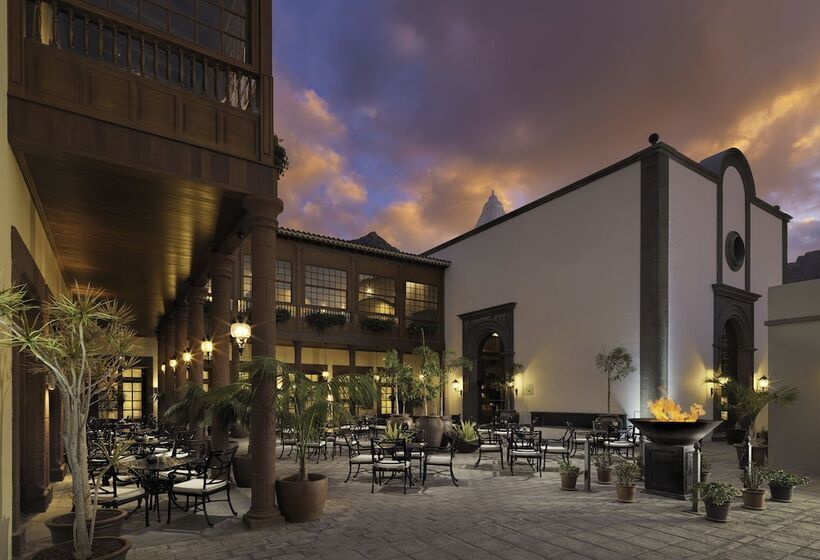 ホテル Hacienda del Conde Meliá Collection Golf & Spa