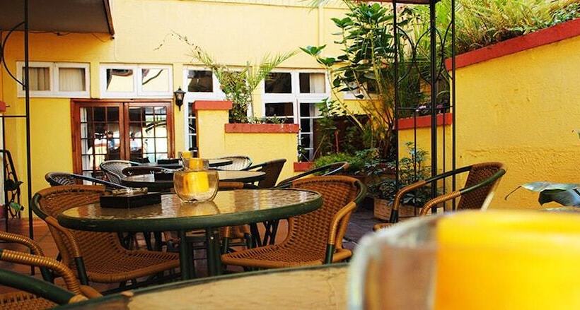 בית מלון כפרי Hispano