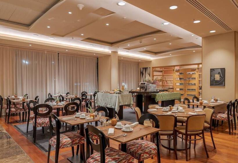 Pestana Chelsea Bridge Hotel & Spa