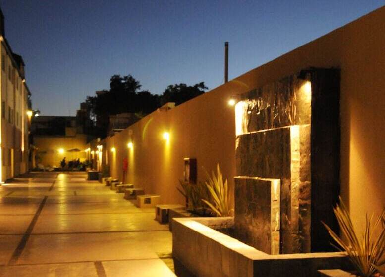 Soltigua Apart Hotel Mendoza