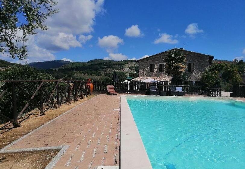 مبيت وإفطار Casale San Fortunato