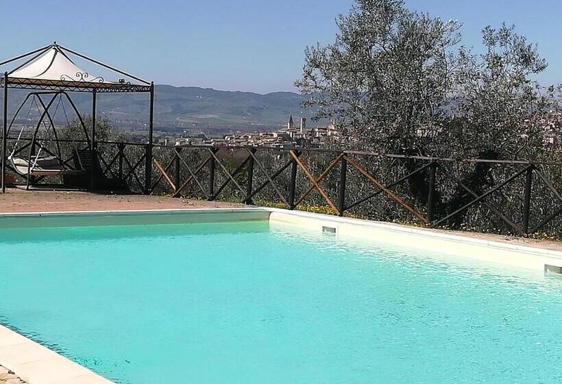 مبيت وإفطار Casale San Fortunato