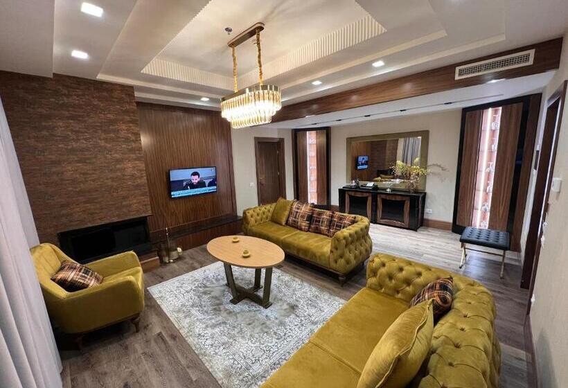هتل Golden Palace