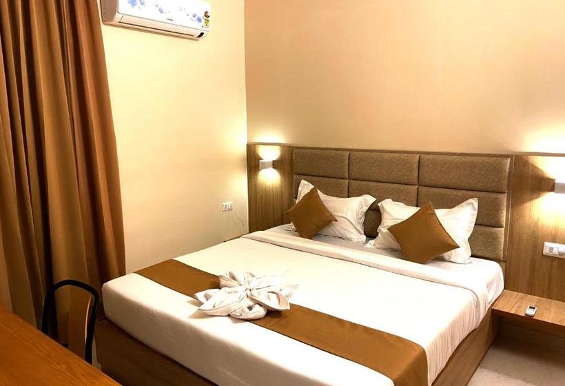 Tag Hotels