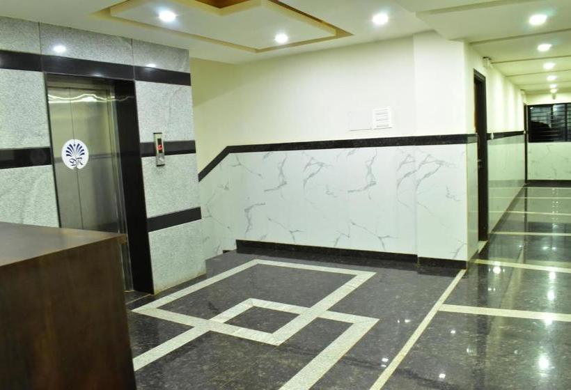 酒店 Dharwad Residency