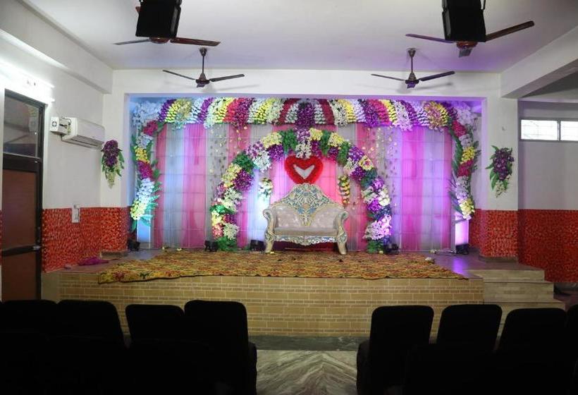ホテル Party Zone By Wb Inn, Hajipur,bihar