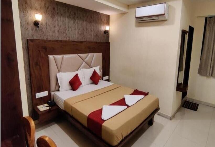 Hotel Samaira Residency,dombivali