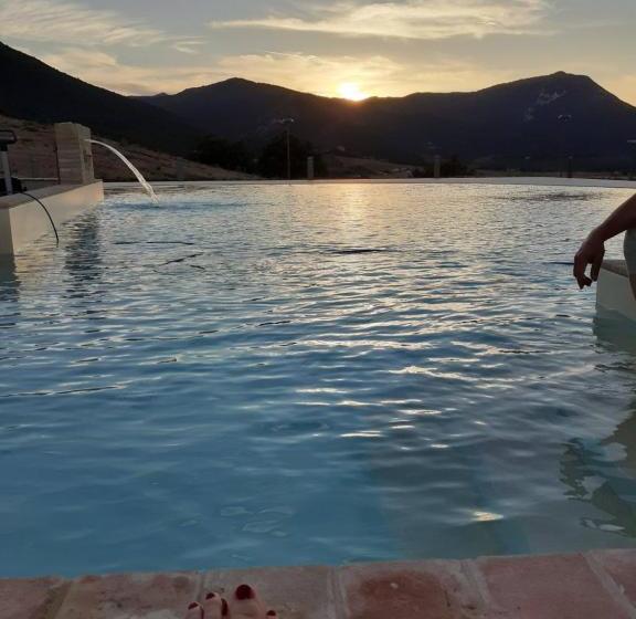 فندق Tenuta Grimaldi Wine Resort