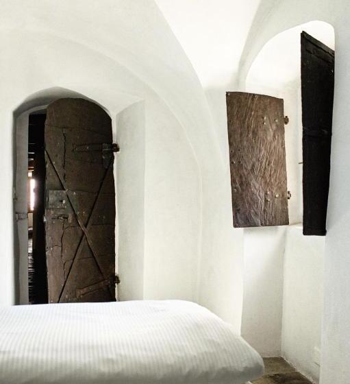 Отель Weiss Kreuz