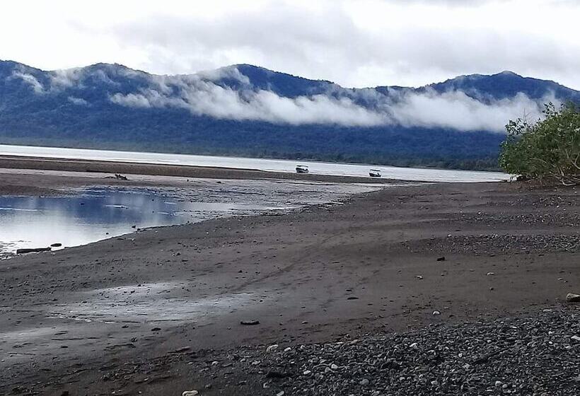 پانسیون Bellavista Beach In Jovi