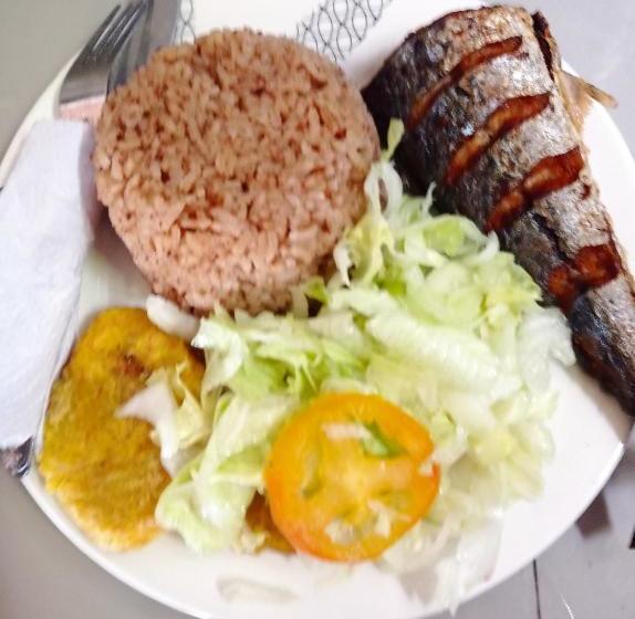 پانسیون Hostal Belleza Tropical