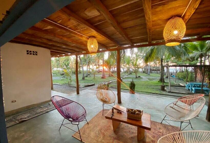 پانسیون Playa Jaguar   Beach Club