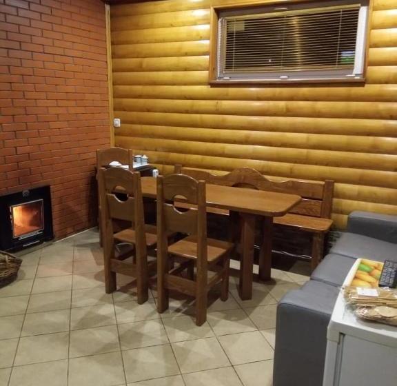 ユースホステル садиба у яноша