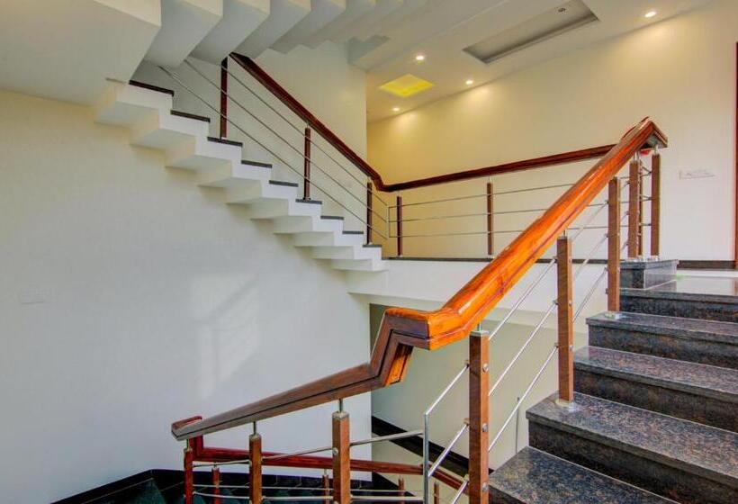 Itsy Hotels Gm Residency