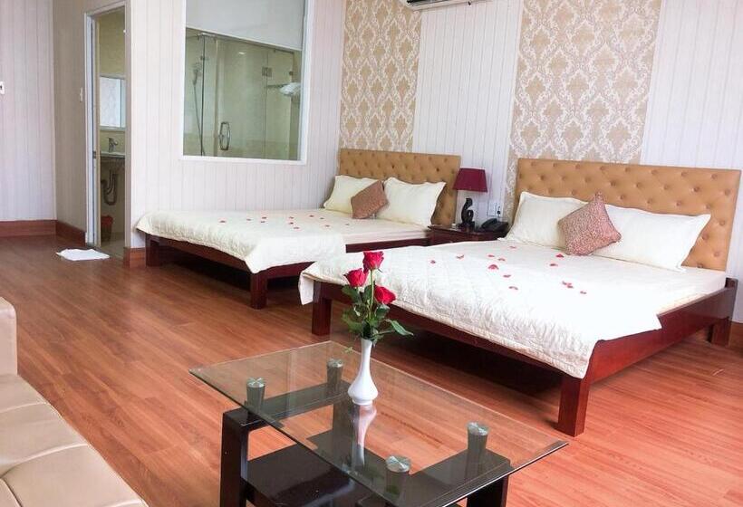 Otel Ngọc Mấy   đại Lợi