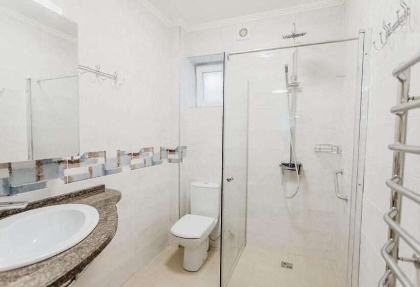 بنسيون Villa Grey House