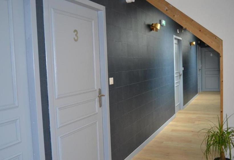 ホテル Logis Auberge De Pont Calleck