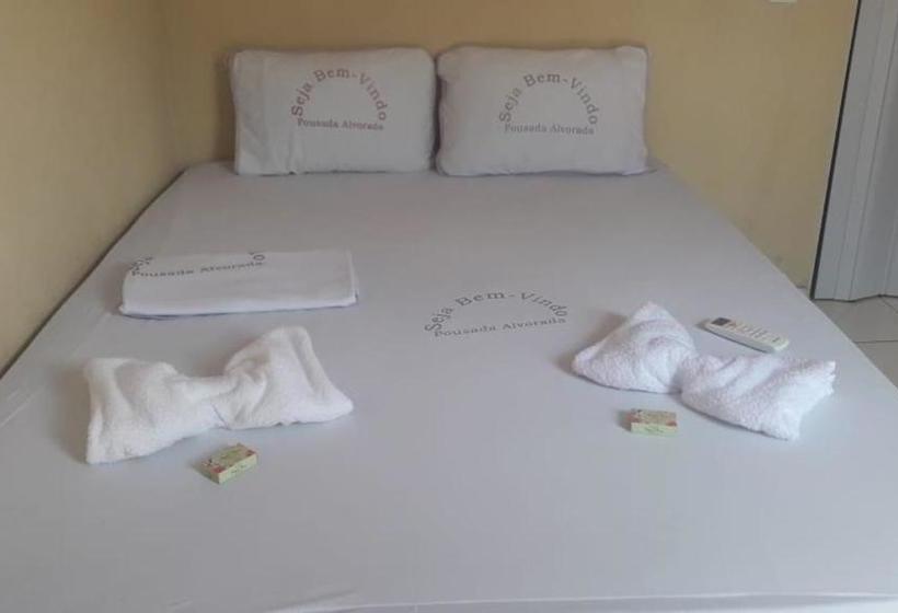 פנסיון Pousada Alvorada