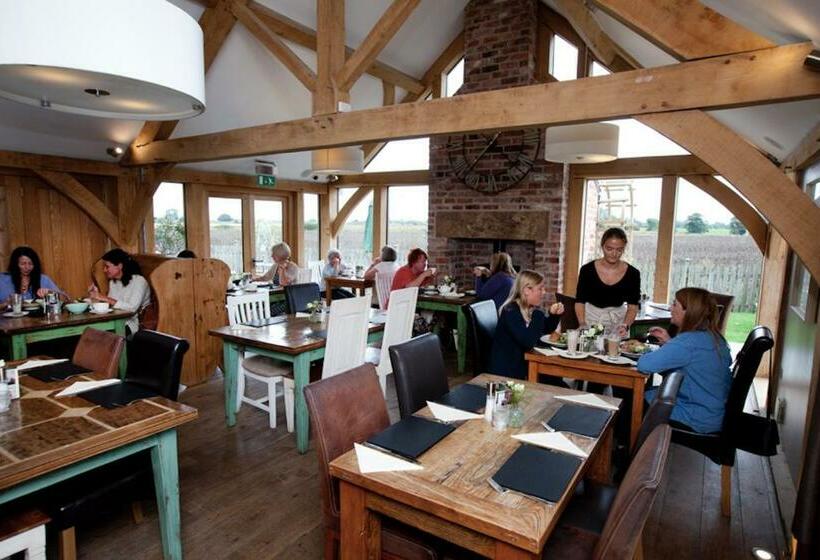 هاستل The Pig Inn