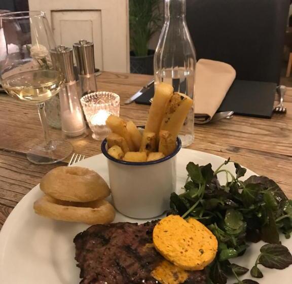 هاستل The Pig Inn