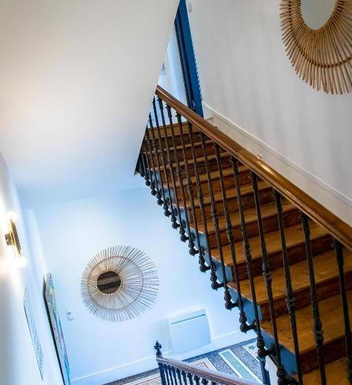 مبيت وإفطار Le 49 Côté Parc & Spa