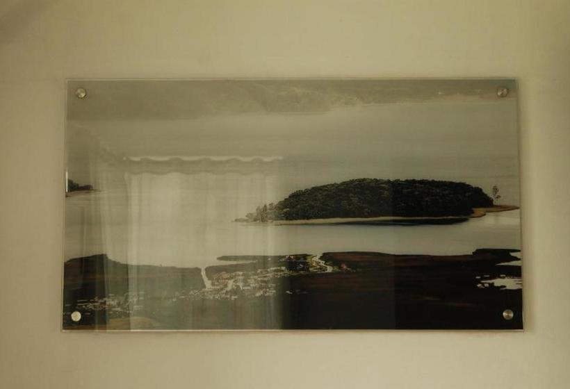 هتل Casa De Cristal