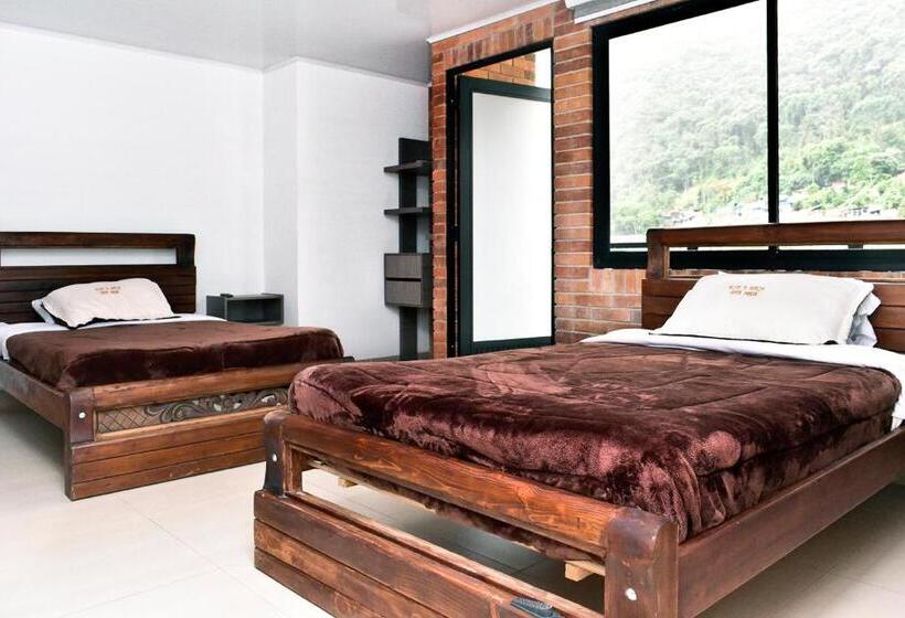 בית מלון כפרי El Peñón