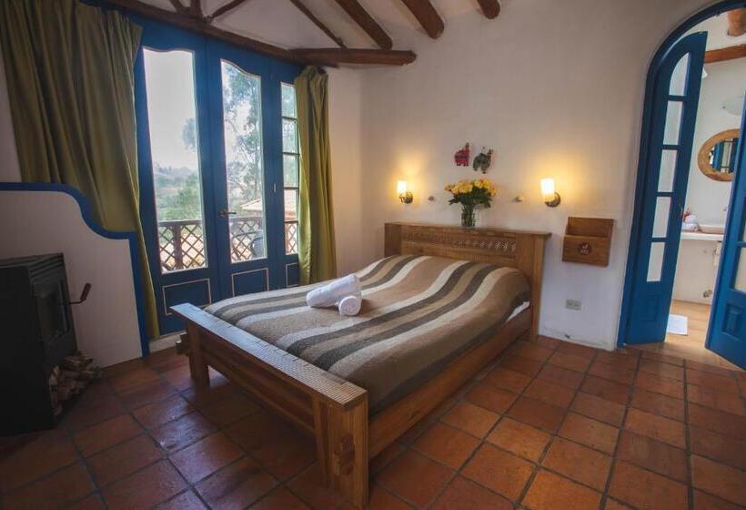 בית מלון כפרי Llullu Llama Mountain Lodge