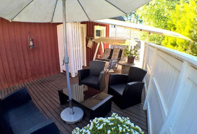 בית מלון כפרי Vääksyn Apteekinmajoitus