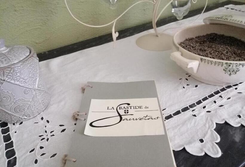 פנסיון La Bastide De Sauvetas
