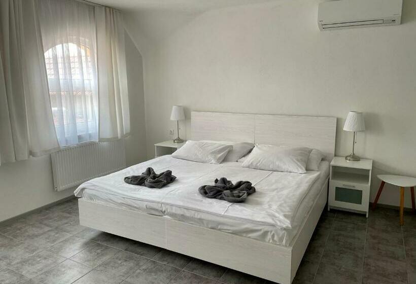 Пансион Penzion Apartmány Adamčík