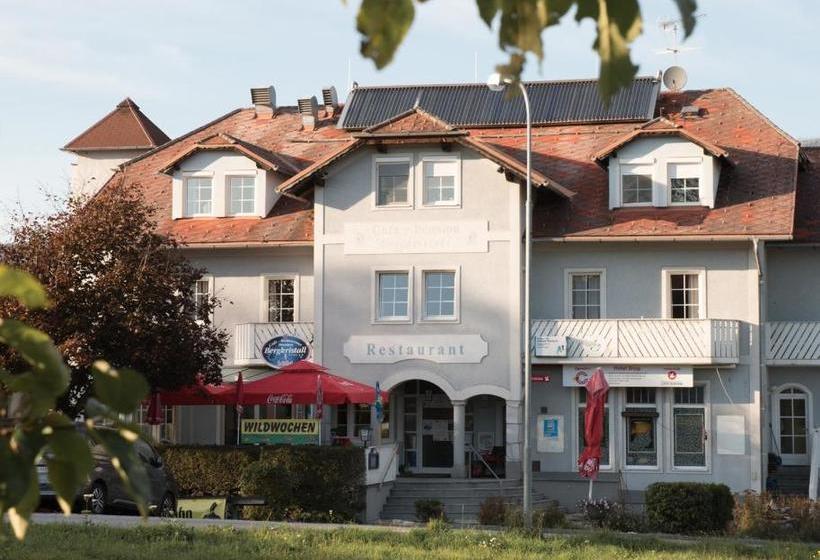 ホテル Bergkristall