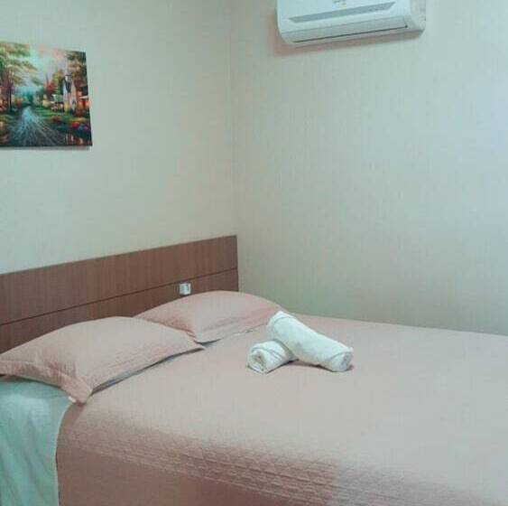 בית מלון כפרי Caroline