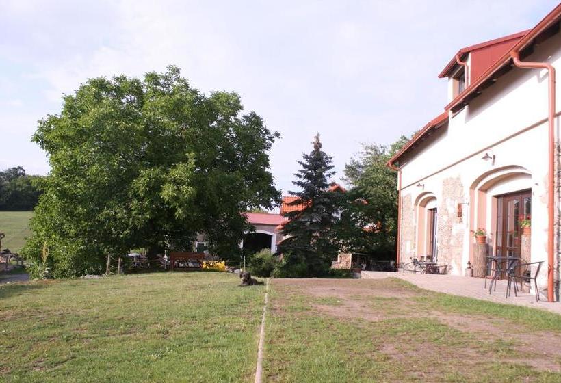 پانسیون Statek Malčany