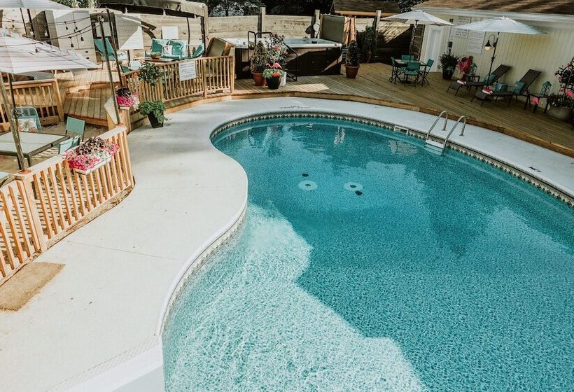 Общежитие Northridge Inn & Resort