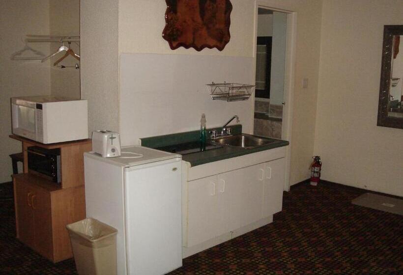 בית מלון כפרי Black Gold Inn