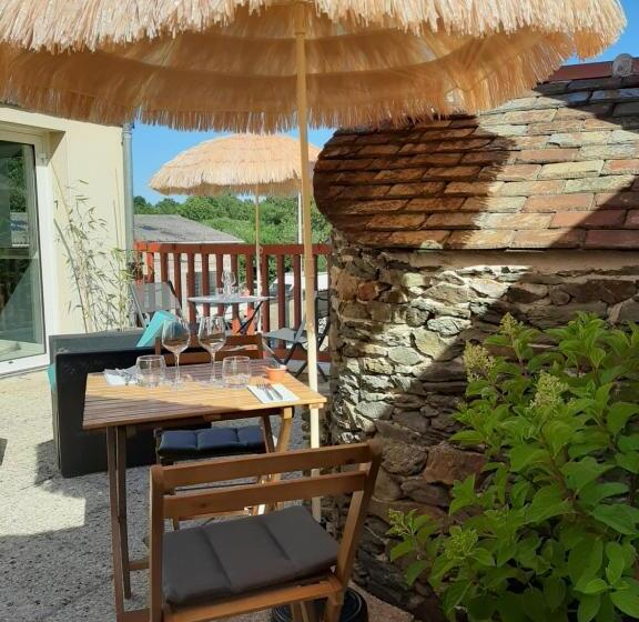 בית מלון כפרי L'auberge Du Tire Bouchon
