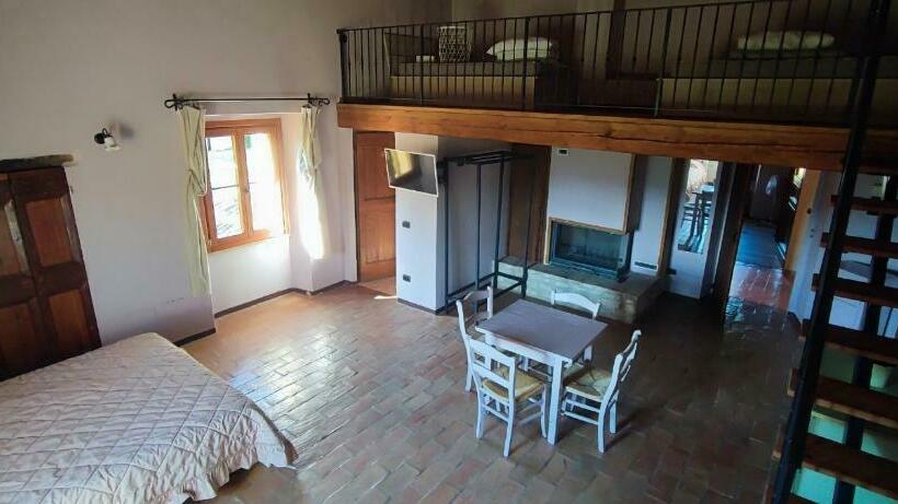 Hotel Tenuta Le Garzaie Villa Furlo