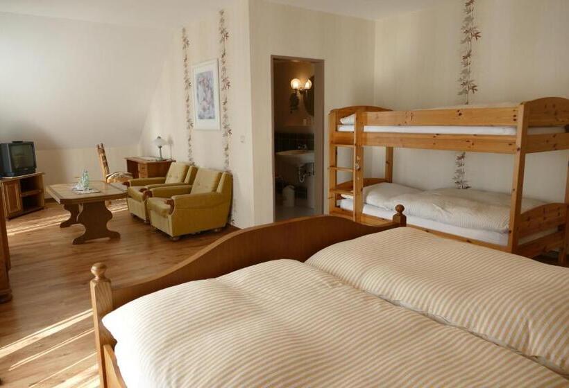 호텔 Zenner S Land