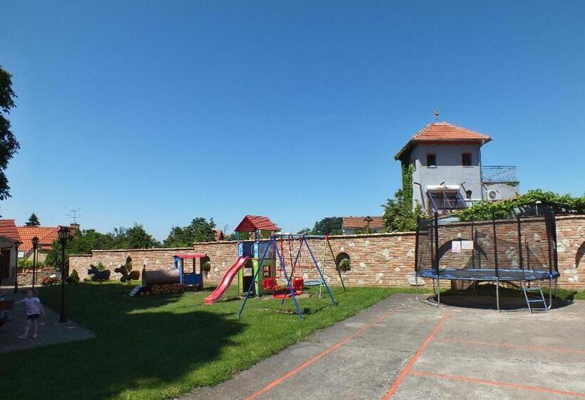 پانسیون Penzion Moravský Sommeliér