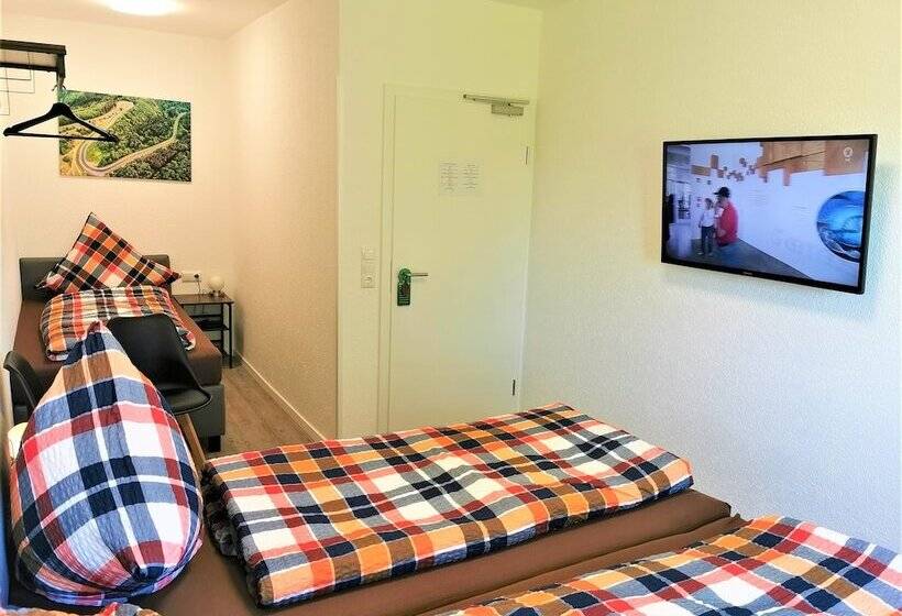 ペンション Speedys Bed & Breakfast